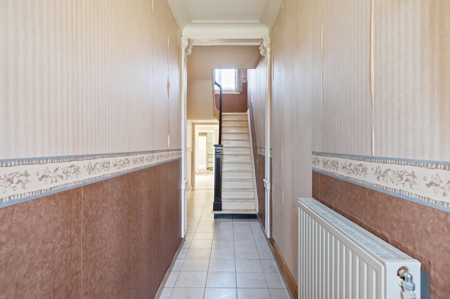 Charmante woning met karakter te Ranst! - foto 2