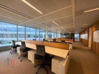 Kwalitatieve kantoren van 1.069 m² te huur, bemeubeld & instapklaar. Ook andere oppervlaktes mogelijk van 500 m² tot 6.027 m². De kantoren maken...