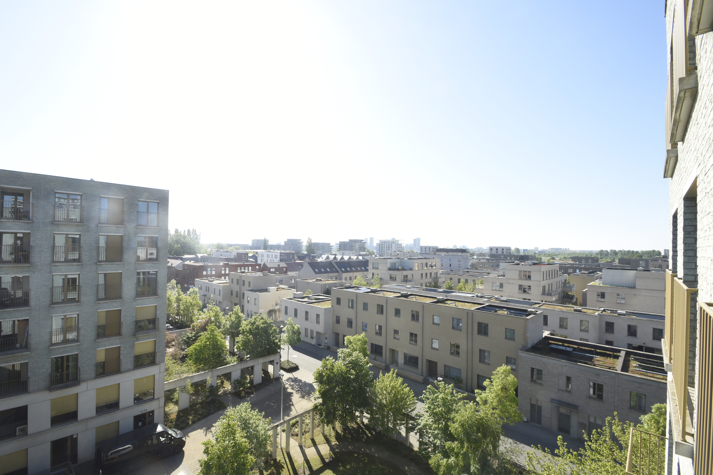 Gezellig appartement met ruim terras en ondergrondse autostaanplaats - foto 2