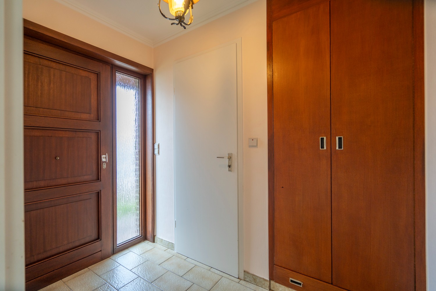 GROUND FLOOR LIVING - photo 4