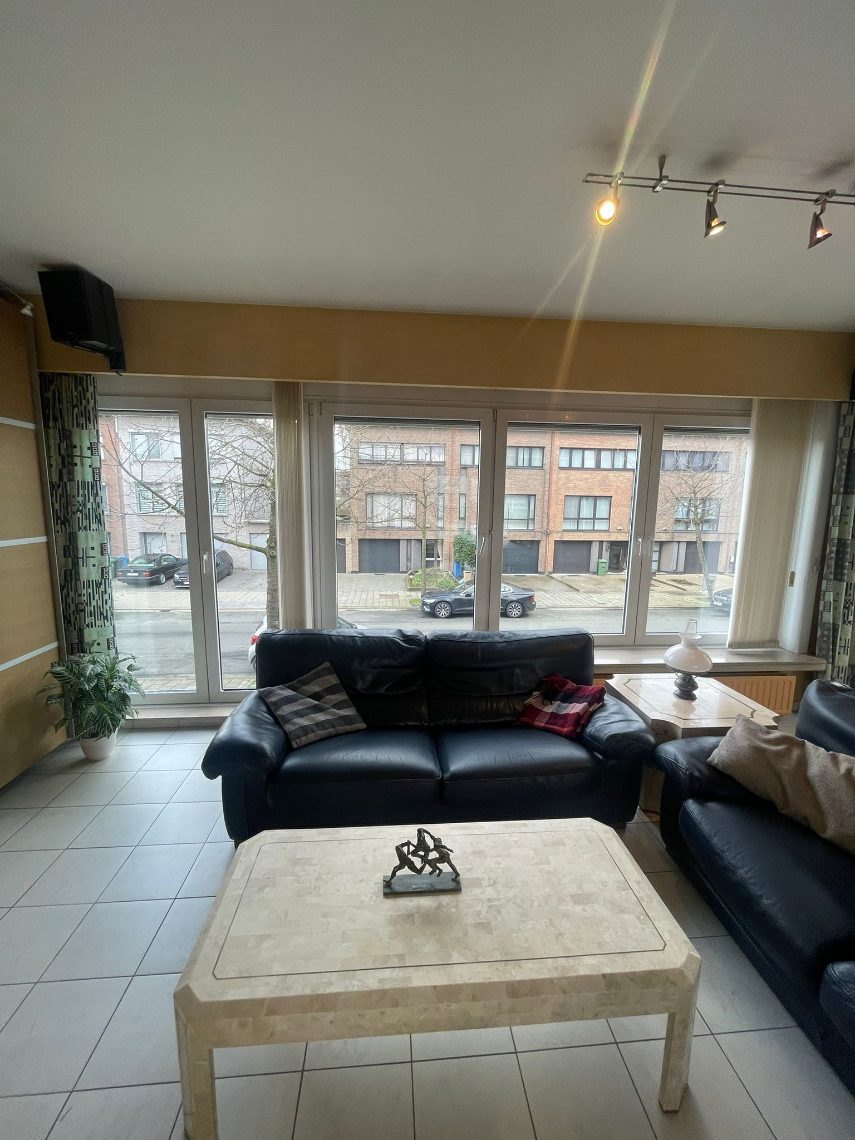 Huis te koop in Merksem met 3 slaapkamers - foto 4