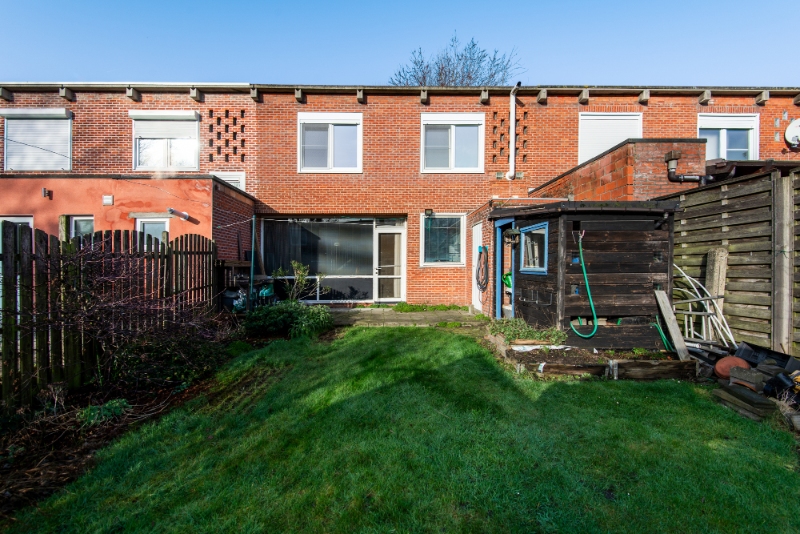 Instapklare gezinswoning met 3 SLK, tuin en mog. garagebox - foto 2