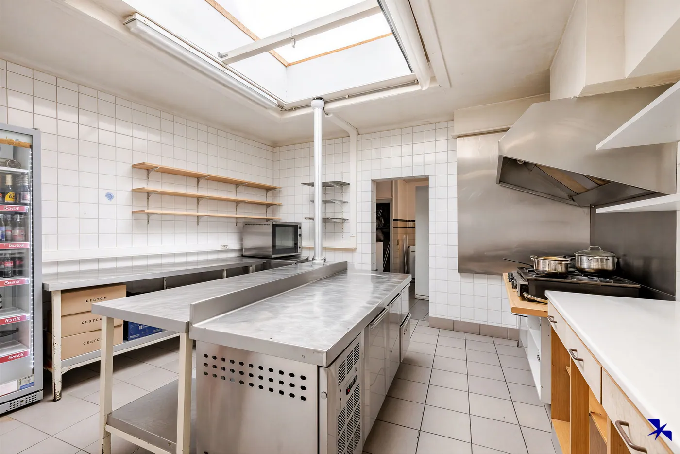 Gebouw voor gemengd gebruik: handelsruimte met 2 appartementen - foto 5