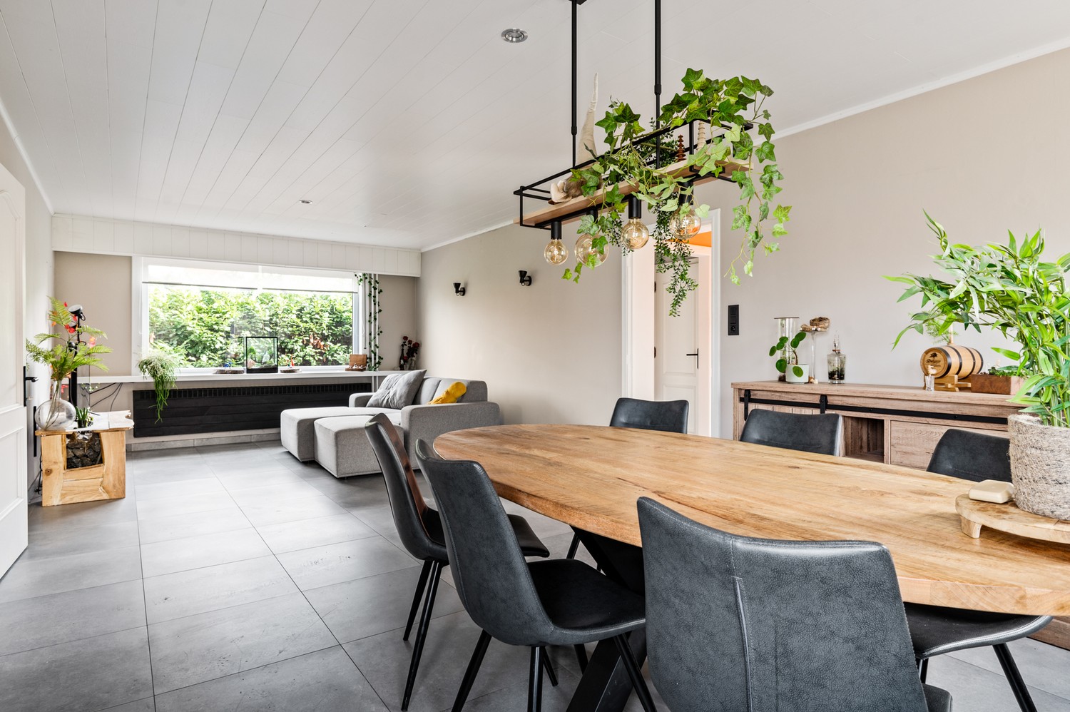 Aangename woning met ruime tuin en magazijn Te Koop op toplocatie in Begijnendijk - foto 3
