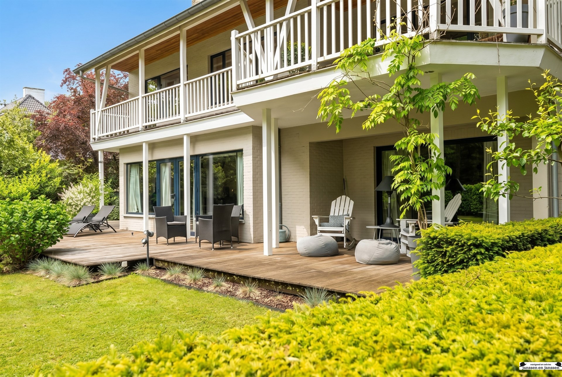 Exclusieve villa op royaal perceel van 3.000 m² grenzend aan uniek natuurdomein - foto 3