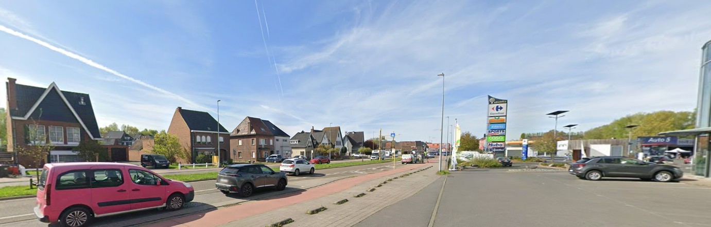 BAANWINKEL MET PARKING NABIJ MEDI MARKET, CARREFOUR, KRËFEL, ... - foto 2