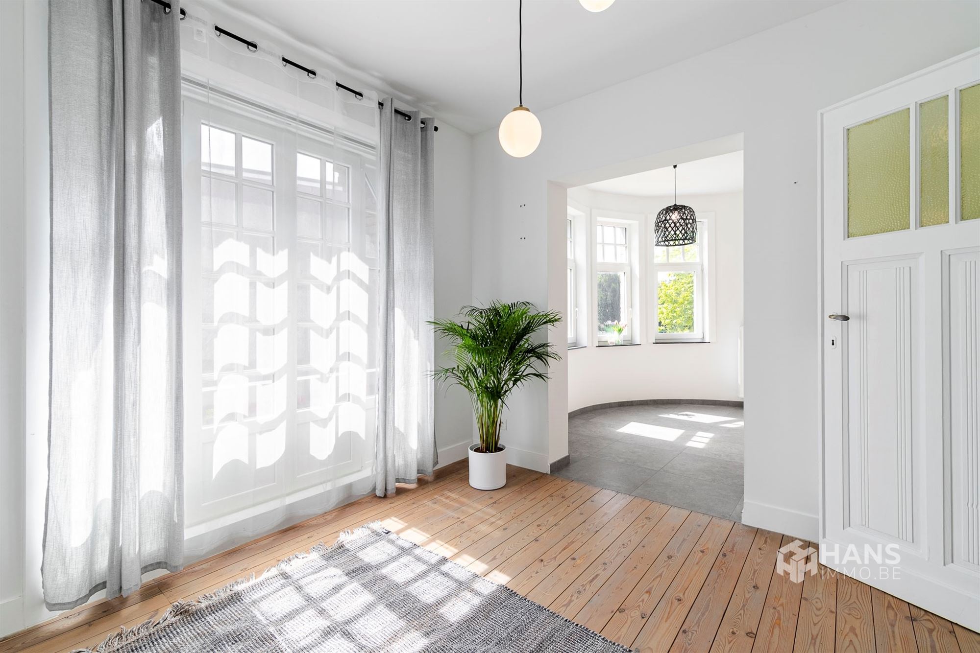 Instapklaar appartement (73 m²) met 1 slaapkamer en tuin (17 m²) in Mortsel - foto 4