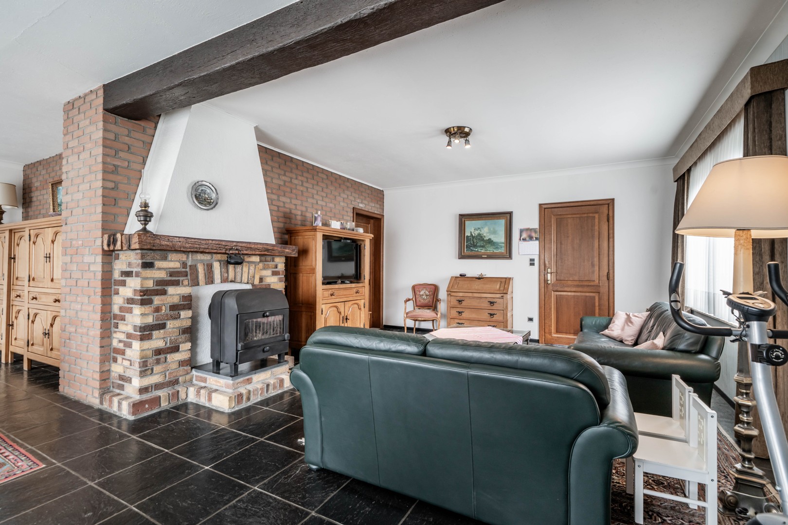 Comfortabele gezinswoning met 3 slaapkamers en verzorgde tuin - foto 4