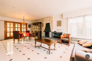 Voor meer info van deze woning of een gratis waardebepaling van je eigen woning: jordi.broes@homixx.be of 016/199.340Op een rustige en tegelijk...