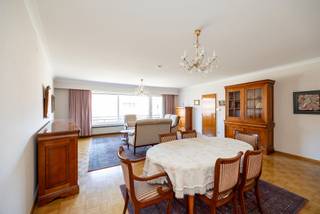 Location:
This spacious and well maintained apartment is located in beautiful Deurne Zuid, in a sought after area near Boekenbergpark and Te Boelaerpark. You will live here in a pleasant neighborhood with supermarkets, local shops, restaurants, schools, sports facilities and public transport nearby. Accessibility is also excellent thanks to the easy connection to major access roads.

Layout:
The apartment is located on the first floor of a small and well maintained building. You enter through the entrance hall with built in cloakroom and storage cupboard. The spacious living room of approximately 40 m² enjoys plenty of natural light and gives access to the front terrace. The well maintained kitchen is generously sized and includes a practical utility room with connection for a washing machine. There is also a separate storage cupboard, a separate toilet and a neat bathroom with bathtub and shower. At the rear there are 2 spacious bedrooms of approximately 15 m² each, one of which has access to the southwest facing terrace with afternoon and evening sun.
Garage: garage box optionally available for purchase at 25,000 euros.
Storage: individual basement storage room available.

Advantages:
✓ Spacious and bright apartment
✓ EPC label A
✓ Southwest facing terrace with pleasant sun orientation
✓ Bedrooms of approximately 15 m² each
✓ Small building with elevator

Technical details:
PVC windows with double glazing and shutters at the rear. Heating via renewed individual gas central heating.
Completely asbestos free. Garage box behind the building accessible via a central entrance gate with remote control and equipped with electricity and water. Elevator available in the building.

Extra:
General costs amount to 80 euros per month.
Urban planning information pending.

Curious about the value of your property? Request a free valuation via lex@bauwensvastgoed.be