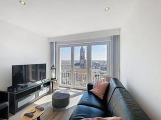 Bent u op zoek naar een instapklaar appartement dat comfort en een prachtig uitzicht biedt?Ontdek dit volledig gerenoveerde 1-slaapkamerappartement...