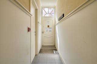 In de Maagdenstraat te Brugge vindt u dit karaktervolle pand met een bewoonbare oppervlakte van maar liefst 165 m². Voor wie graag de handen uit...