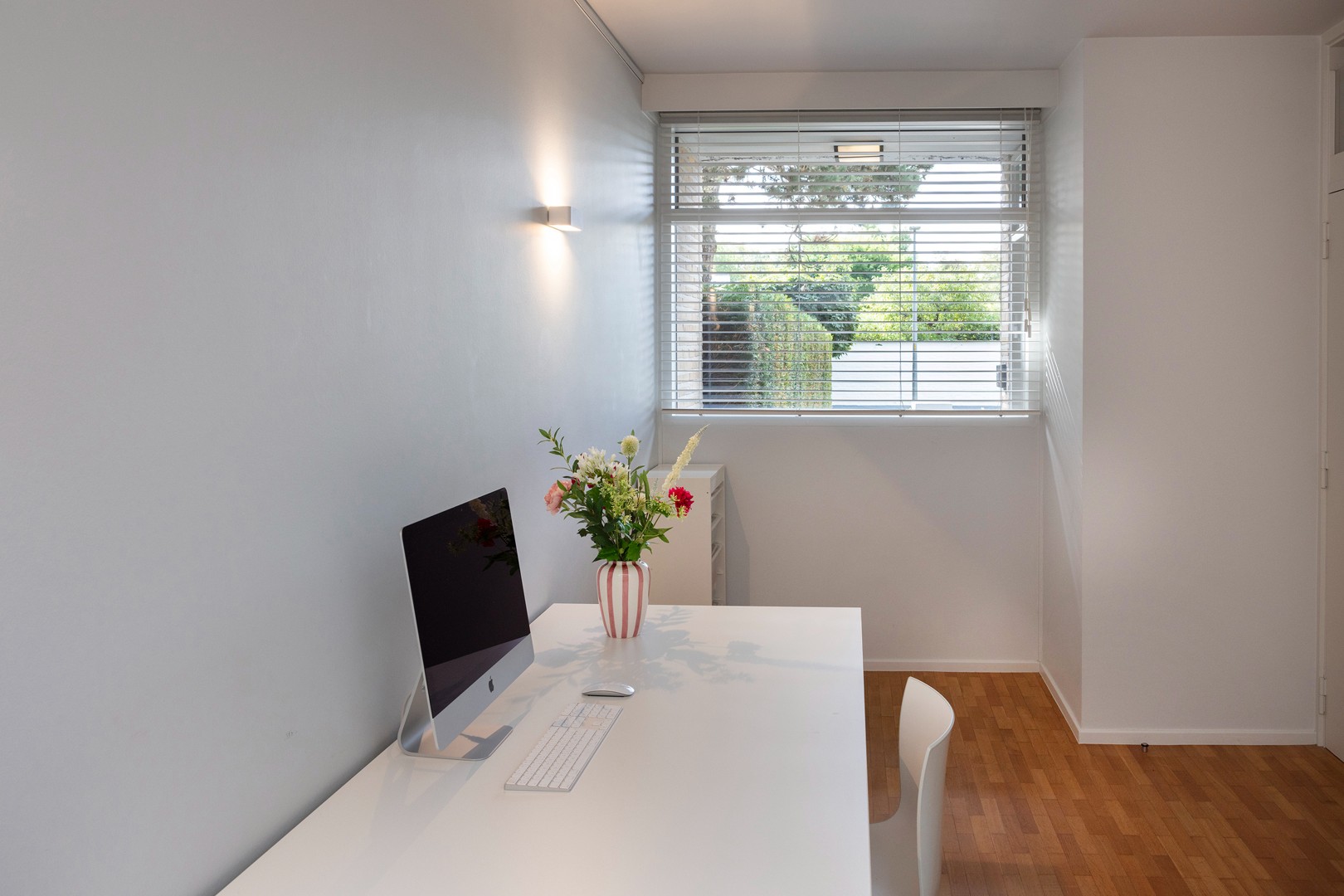 Subliem gelegen, stijlvolle woning met zwembad. - photo 4