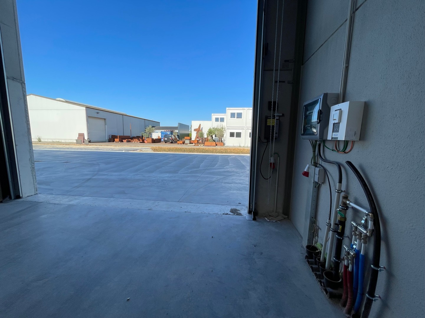 Nieuwbouwloods met een oppervlakte van 264 m² te Wingene. - foto 5