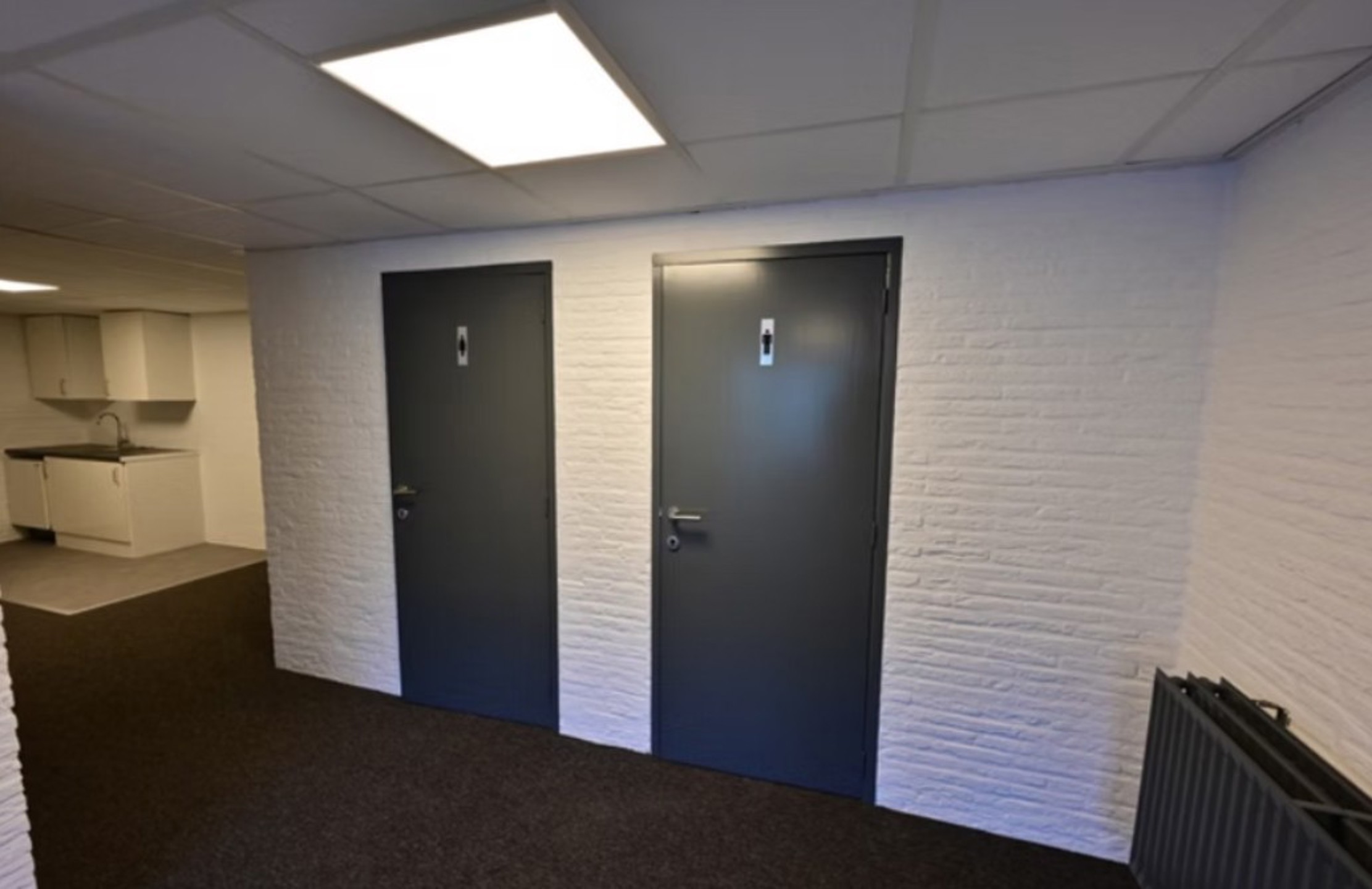 Magazijn unit 31 te huur 1.200m² met kantoor 60m² in Malle - foto 5
