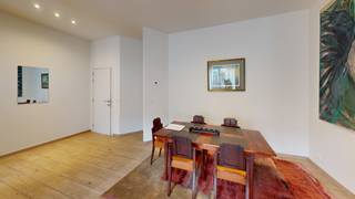 <p>Stylishly furnished apartment a stone's throw from Central Station.</p>
<p>Layout: Hall, cloakroom, and separate toilet. Spacious, attractive living room, fully furnished. Fully equipped kitchen with all household appliances. Two large bedrooms in a quiet location at the rear. Bathroom with walk-in shower, sink, and washing machine.</p>
<p>Possibility to rent a parking space nearby.<br /><br /></p>
<p>Advantages:</p>
<p>- Very central location</p>
<p>- Fully furnished</p>
<p>- Rent includes WiFi</p>