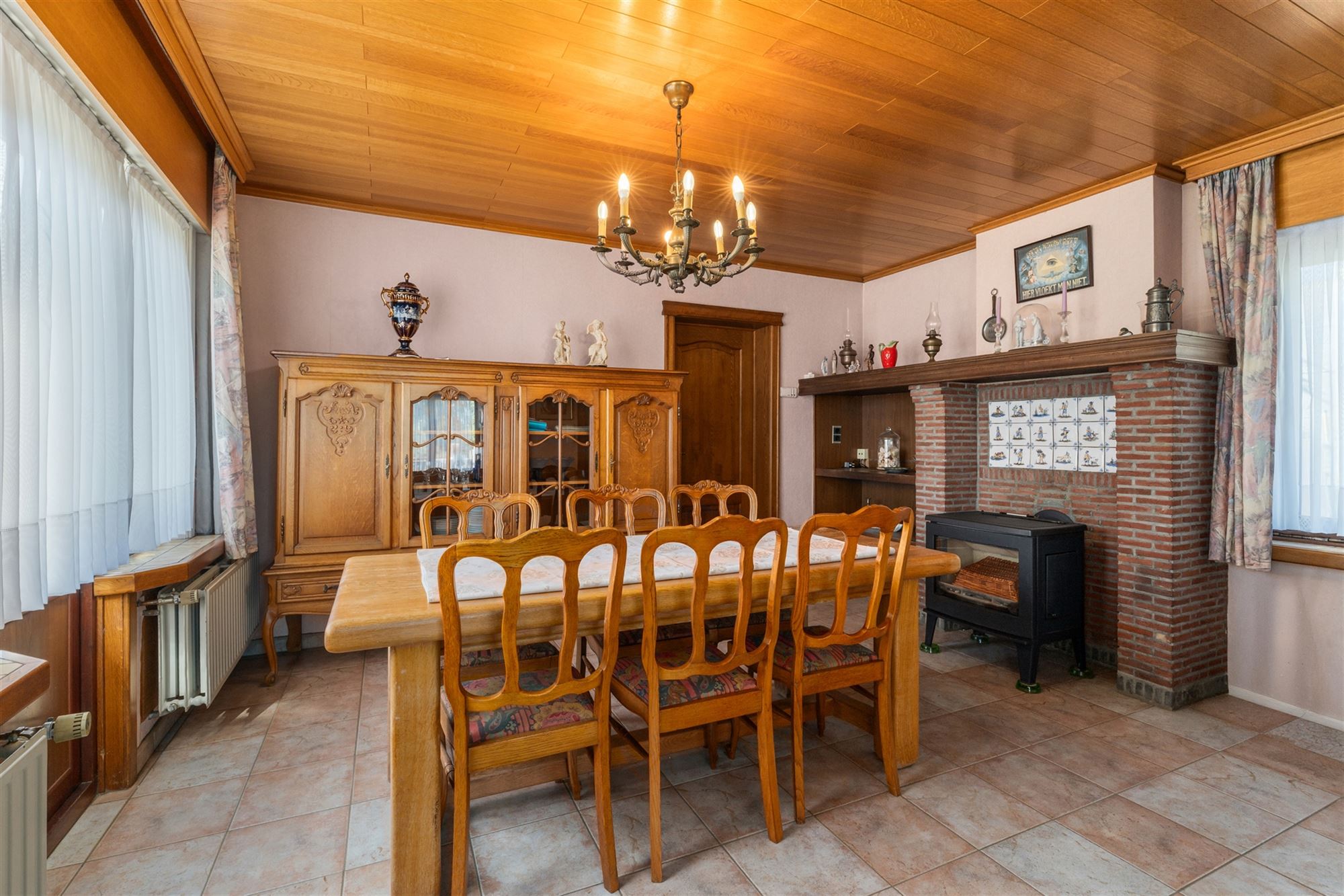 Te renoveren landelijke woning met ateliers en grote weide. - foto 5