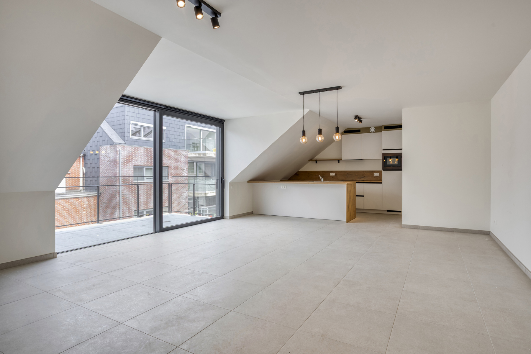 Verhuurd investeringsappartement met 1 slaapkamer te koop - foto 4