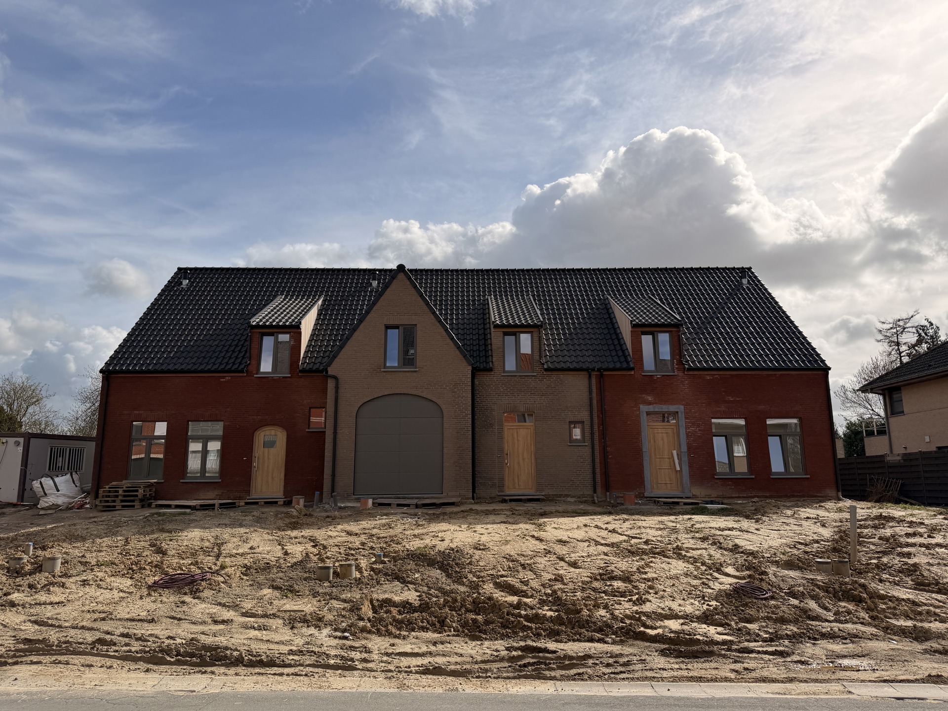 Ruime nieuwbouwwoning in Ronse met grote tuin! - foto 4