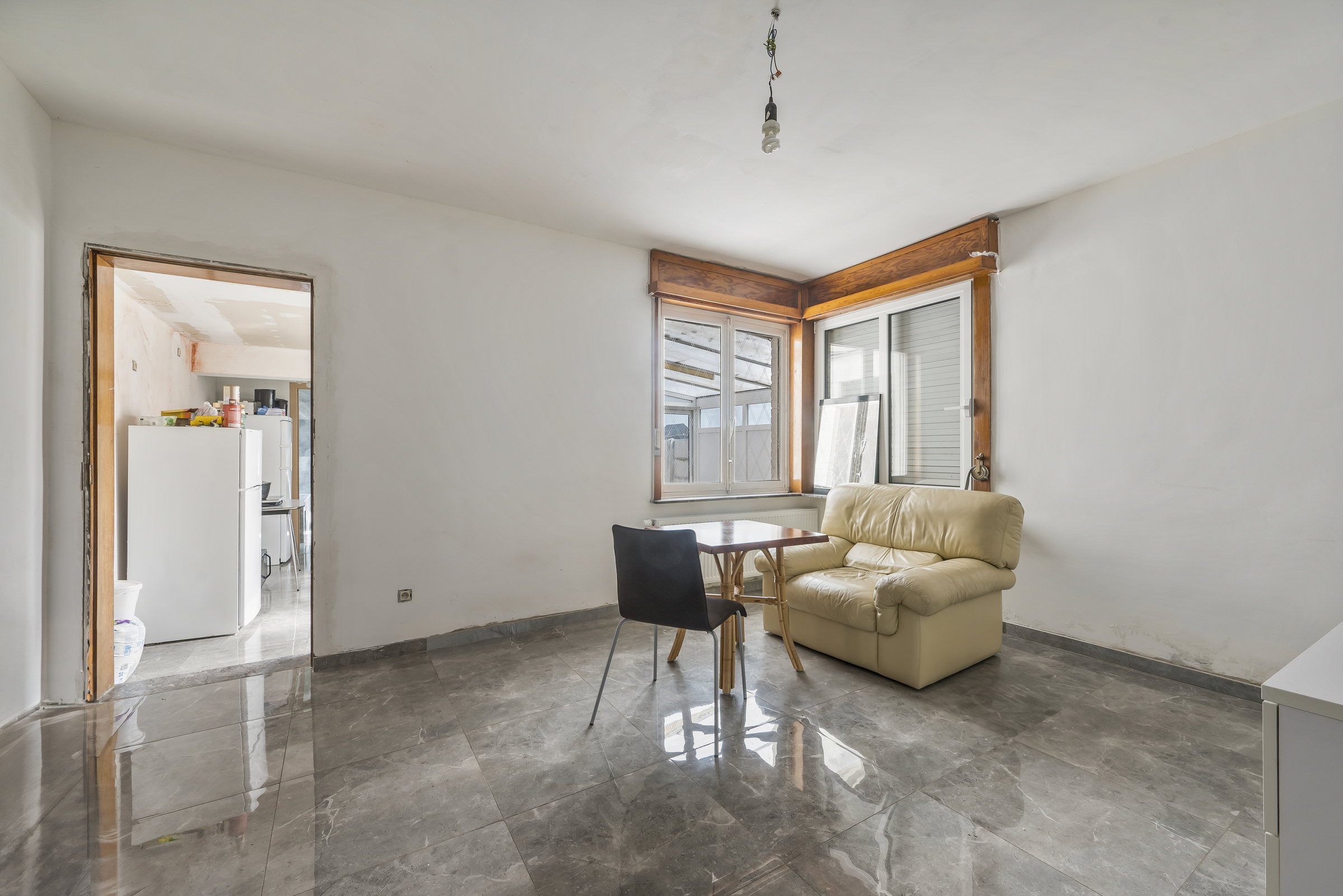 Te renoveren woning met veel potentieel op toplocatie! - foto 2