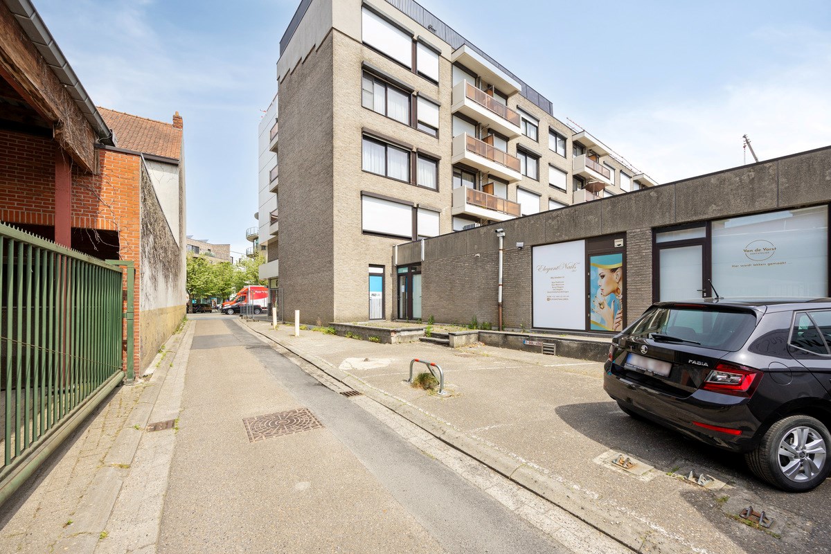 Commercial for sale in Mol - photo 3