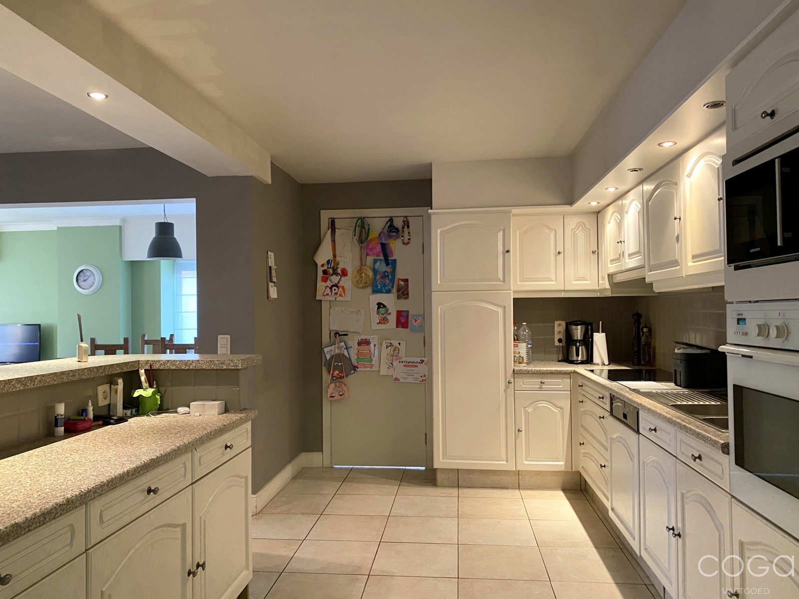 Woning met garage en achterliggend magazijn op 1.085m² - foto 5