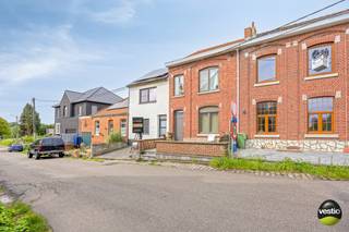 Gezellige woning met 2 slaapkamers op rustige ligging in TongerenDeze woning bevindt zich in de Blaarmolenstraat 3 in Tongeren, op een uiterst...