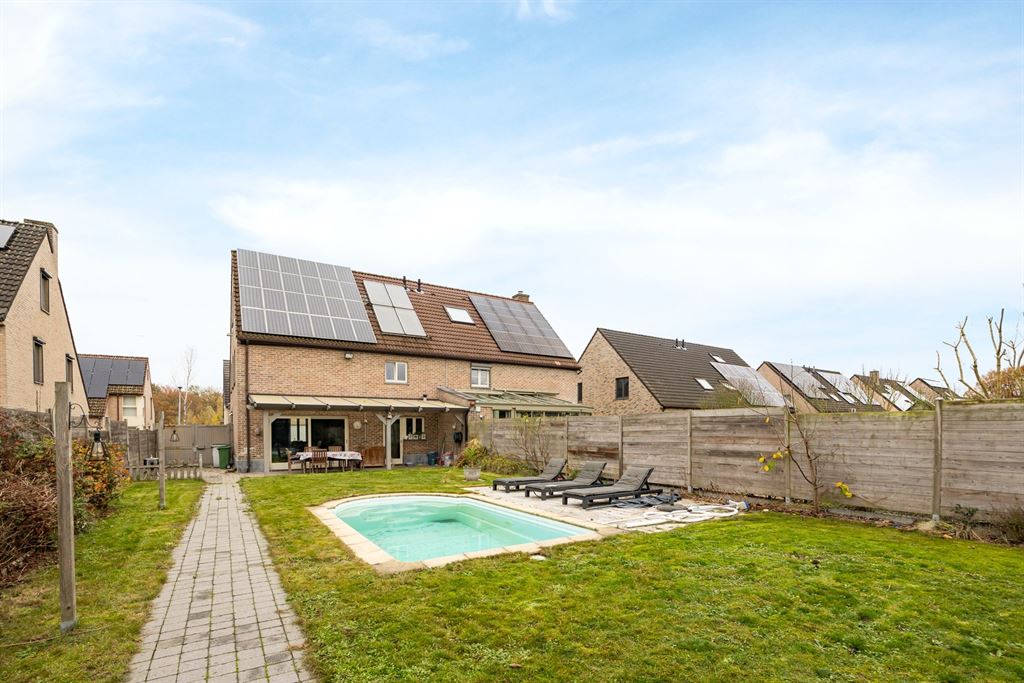 Energiezuinige woning met zwembad op uitstekende locatie in Schiplaken - foto 2