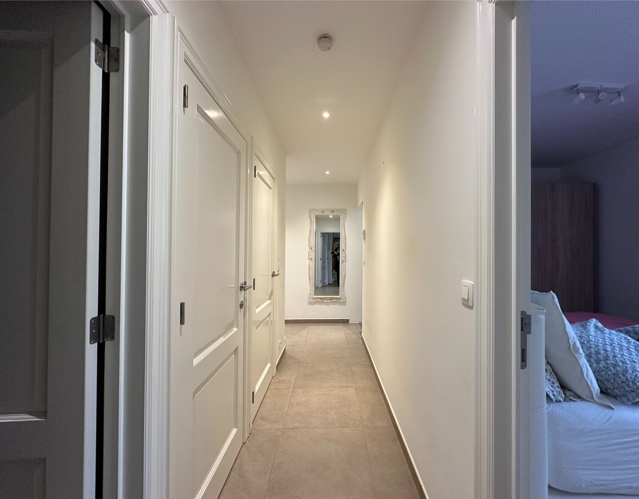 Appartement à louer à S Gravenwezel avec 2 chambres - photo 5