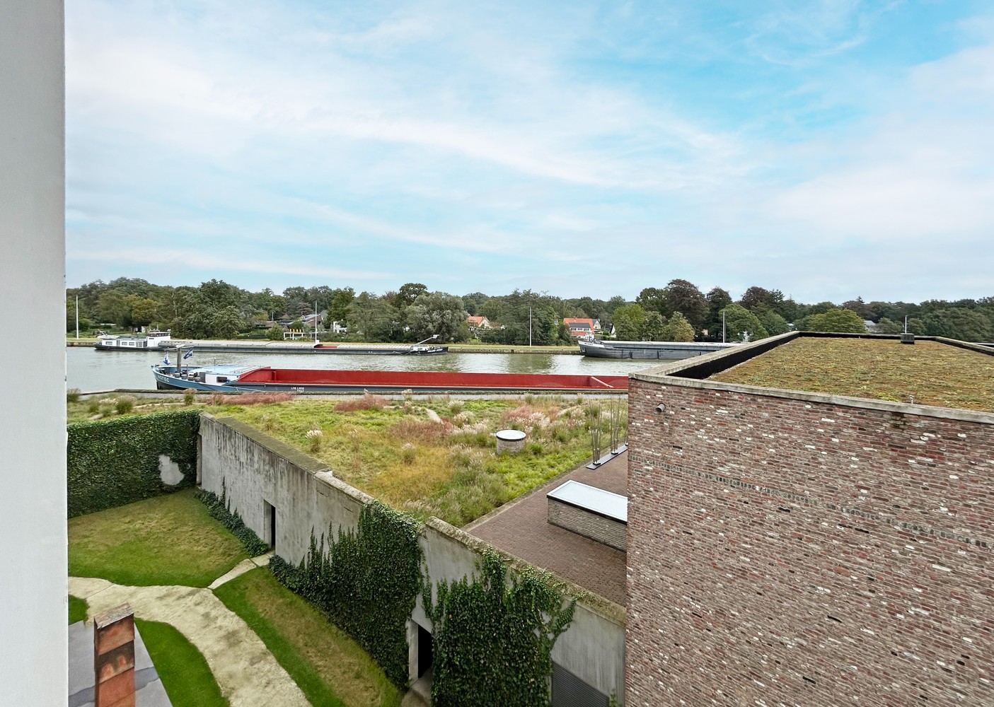 Prachtige loftlook appartement gelegen in de site van Axel Vervoordt met 1 slaapkamer te Wijnegem - foto 2