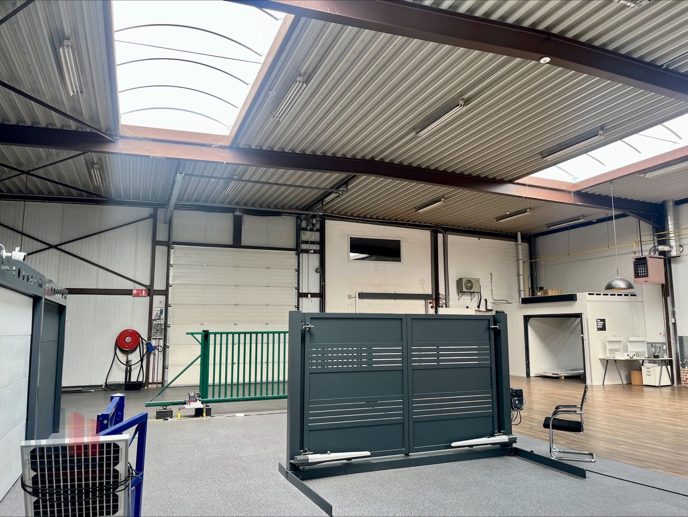 Bedrijfsgebouw te huur aan de Ambachtenlaan in Leuven - photo 4