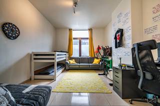 ZAVENTEM - Opportunité d’investissement unique - Cette charmante maison mitoyenne est répartie sur trois niveaux, chacun aménagé comme un...