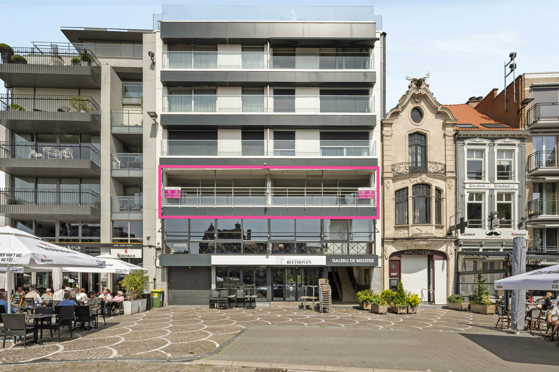 Verder af te werken appartement op de Grote Markt te Roeselare - foto 1