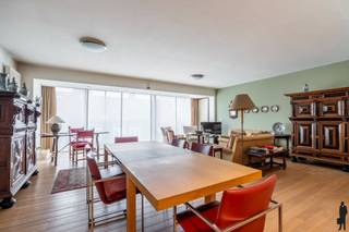 Zeer goed onderhouden appartement van ca. 144 m², gelegen op de 3de verdieping van Residentie Swinnenhof. Dit ruime appartement bevindt zich in...