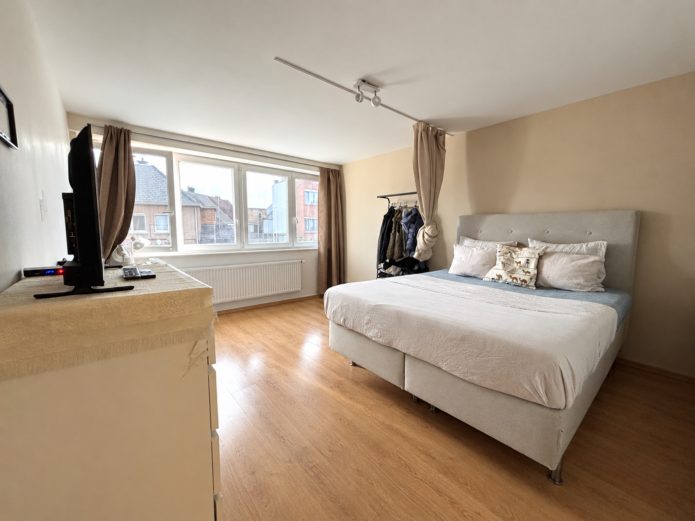 1 Slaapkamer appartement in Burcht - foto 5