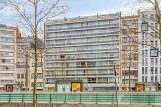 Gemeubelde studio op de 5e verdieping met prachtig zicht over Antwerpen. In de directe nabijheid van deze bruisende buurt bevinden zich De Meir en...