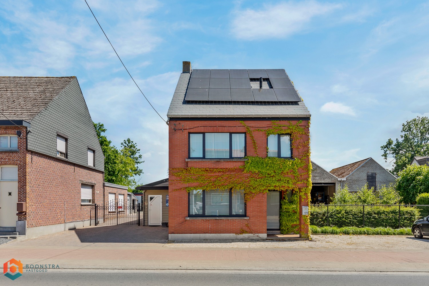 Instapklare en energiezuinige woning met 4 slpkrs en hangaar te Putte - foto 1