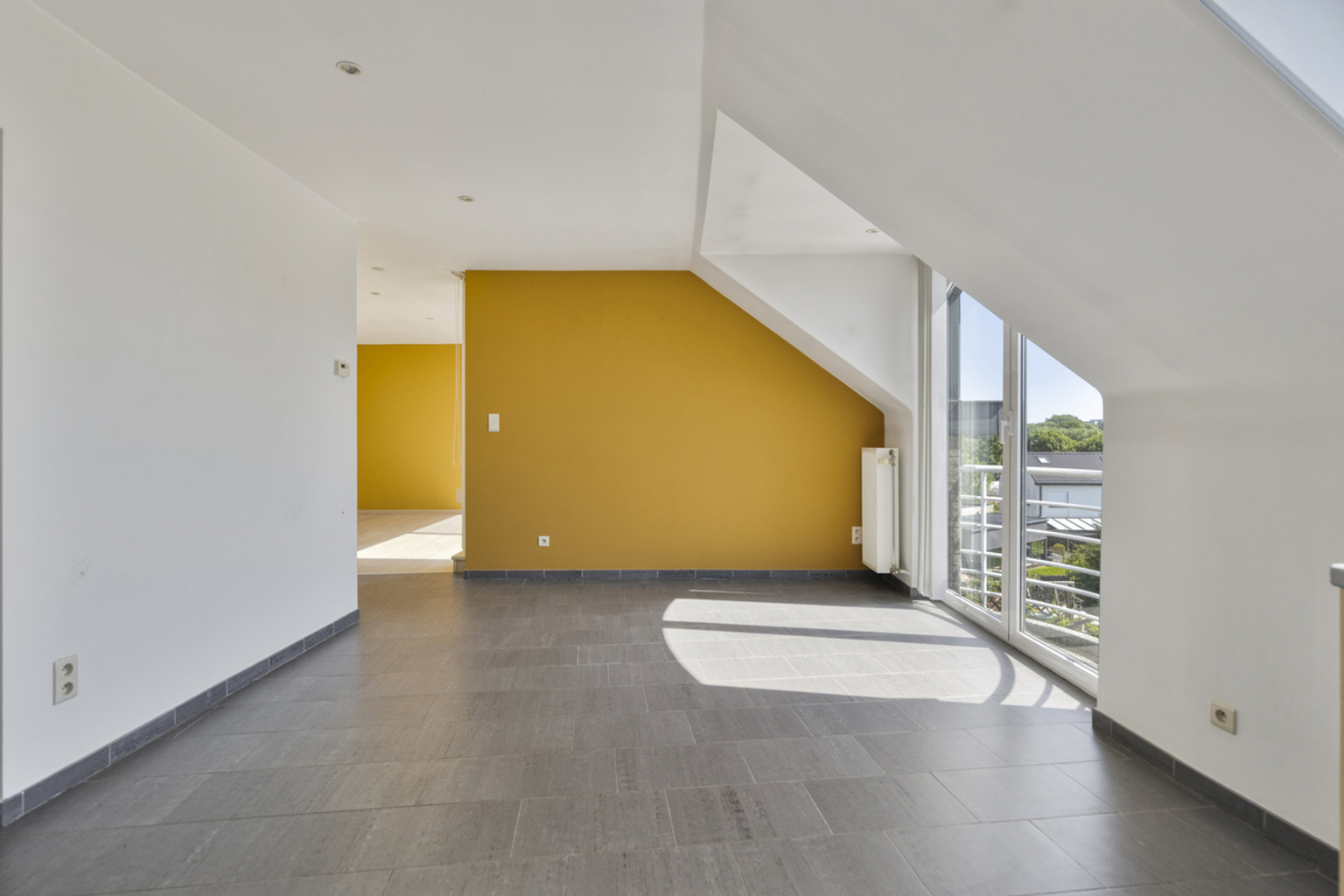 Prachtig penthouse gelegen in een rustige omgeving - foto 4