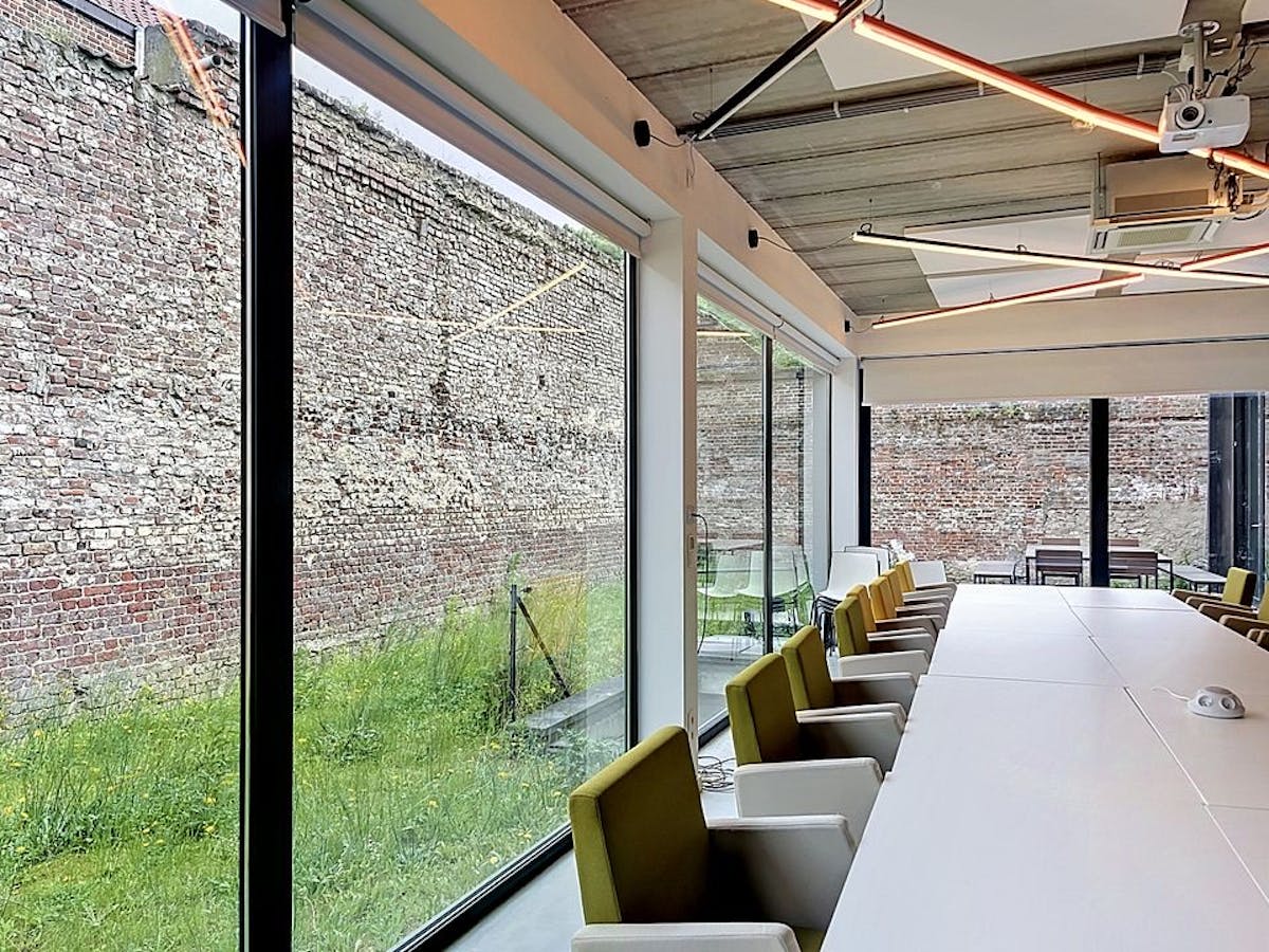 Office building (552 m²) for rent at a prime location in Ghent Dampoort - photo 4
