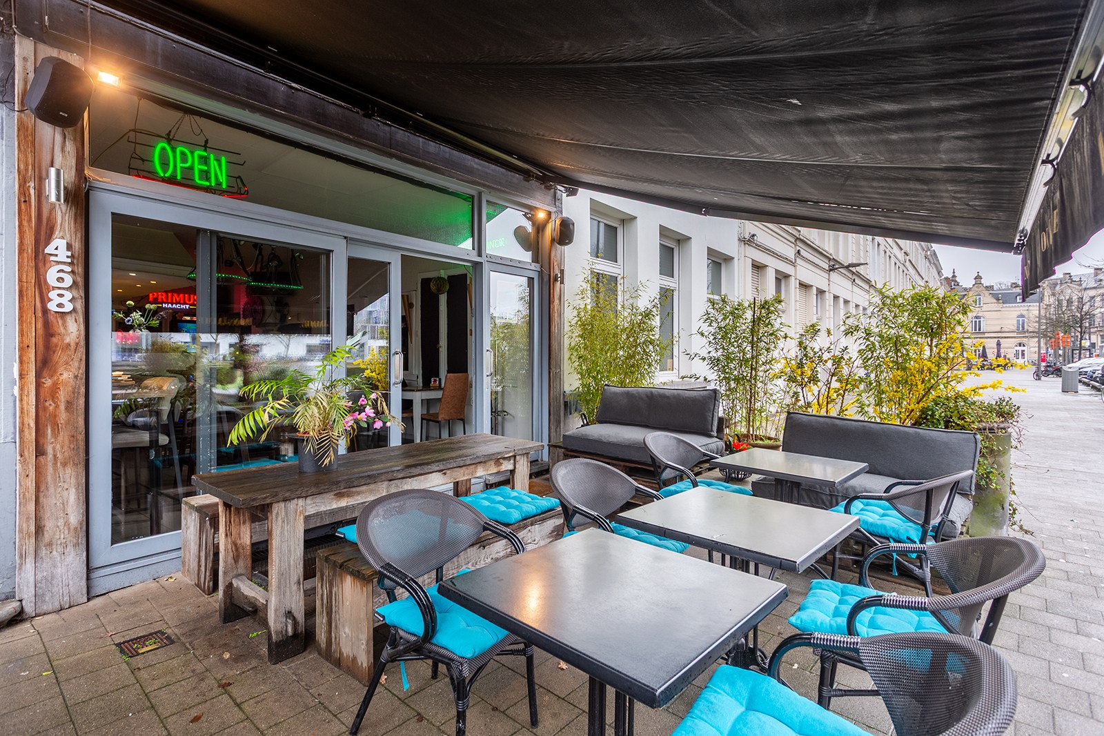 Handelshuis aan Berchem station - foto 3