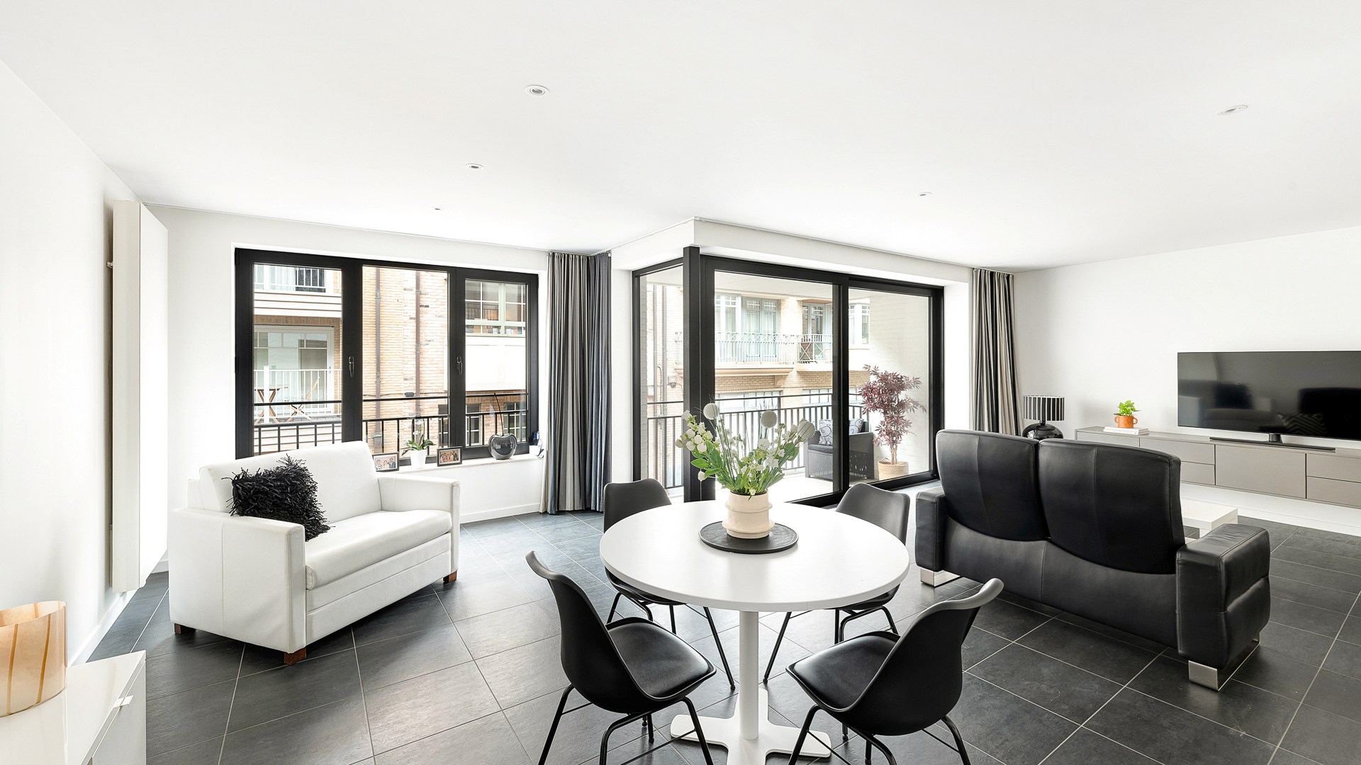Schitterend appartement met 2 terrassen te Heist-aan-Zee - foto 1