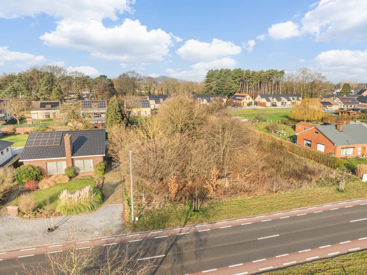 Ruime bouwgrond voor open bebouwing op toplocatie nabij Beringen - foto 5
