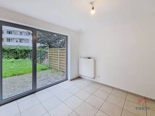 FOREST, on the edge of Uccle, in a secluded cul-de-sac, close to transport links and all amenities, magnificent house of ± 172m² (built in 2016)...