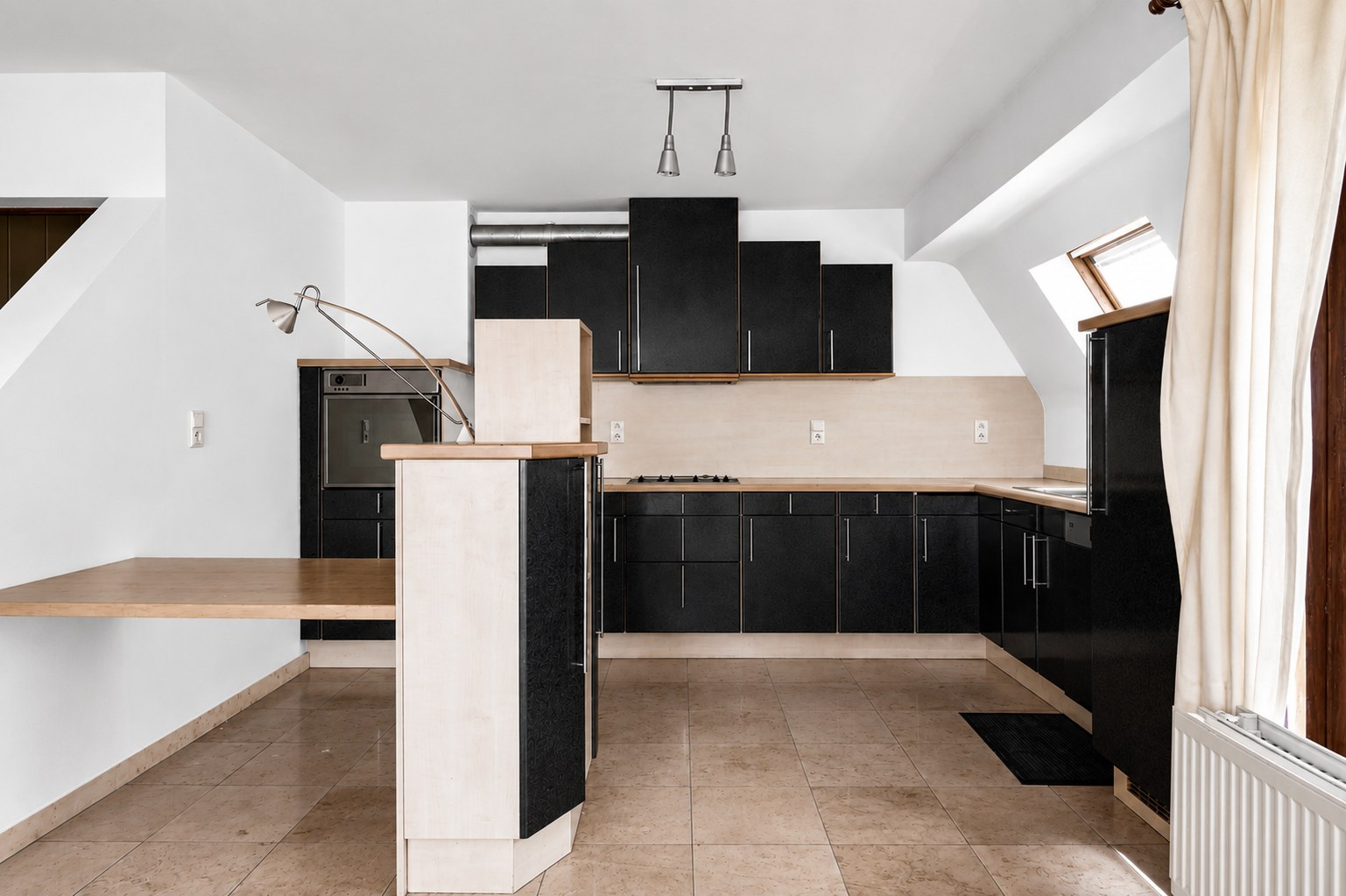 Appartement spacieux et lumineux avec 3 chambres ! - photo 5
