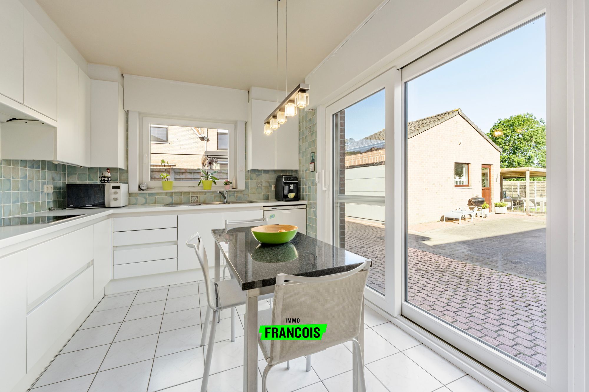 Ruime halfopen bebouwing op 715 m² in rustige woonwijk te koop in Maldegem - foto 5