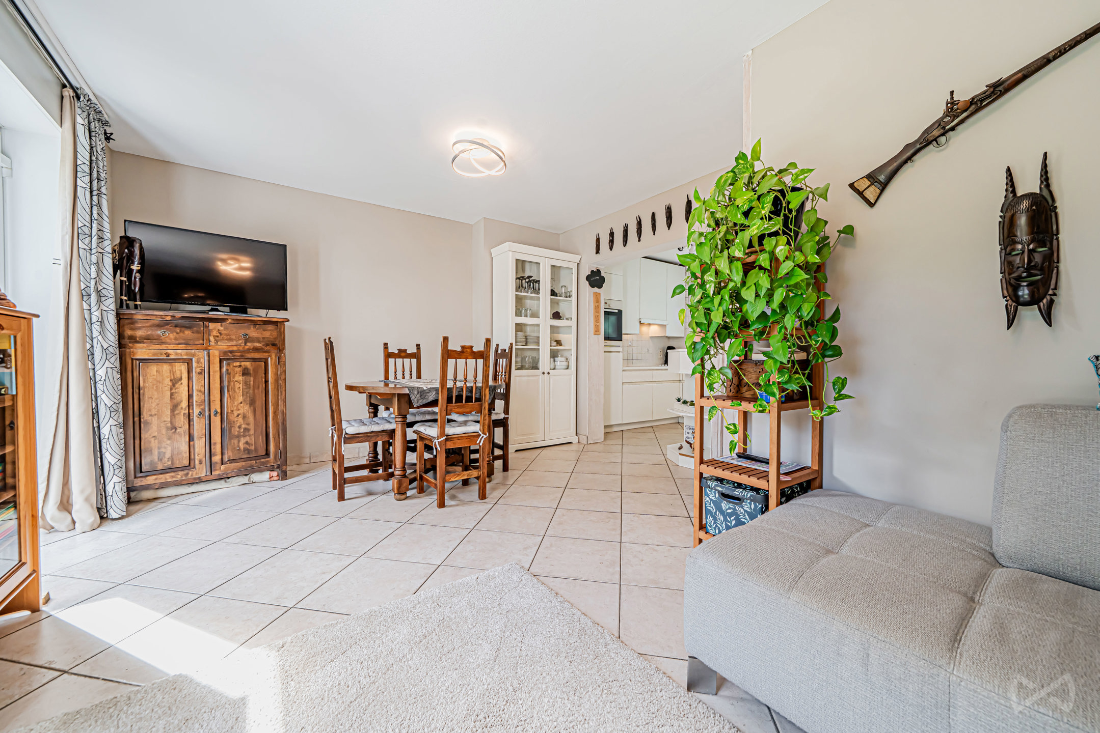 Huis met 2 slaapkamers, tuin en garagebox - foto 5
