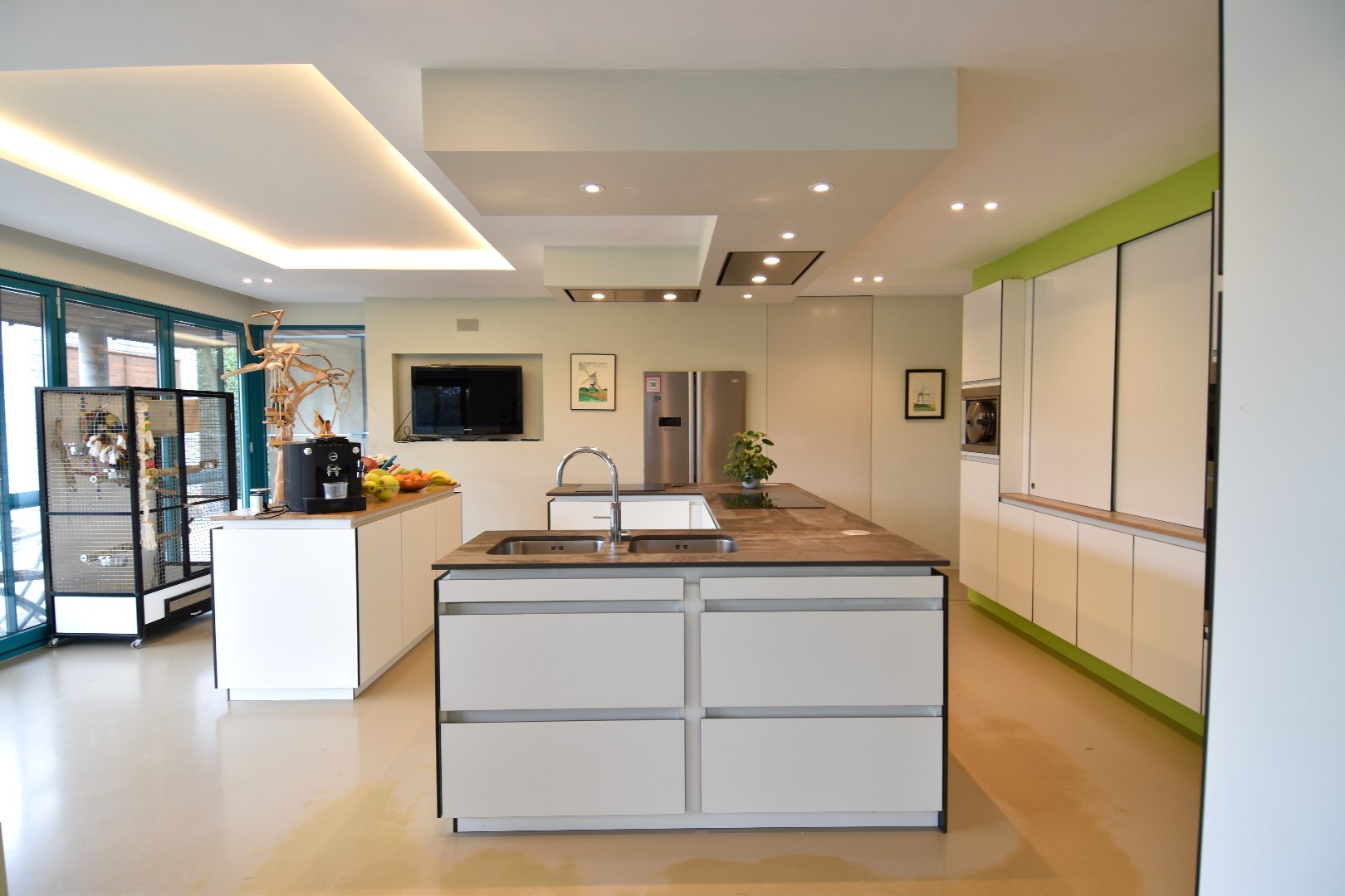 Uitzonderlijk vastgoed te koop op een zeer royaal perceel (2103 m²) in Gullegem - foto 5