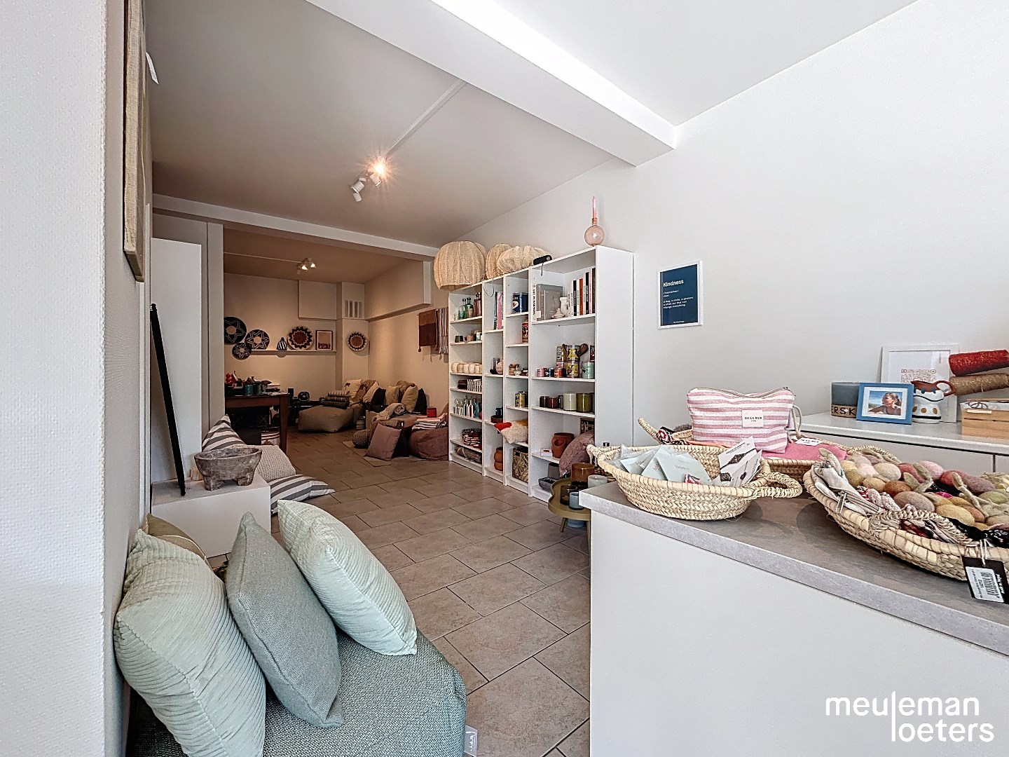 Instapklaar handelspand met ruime etalage - foto 3