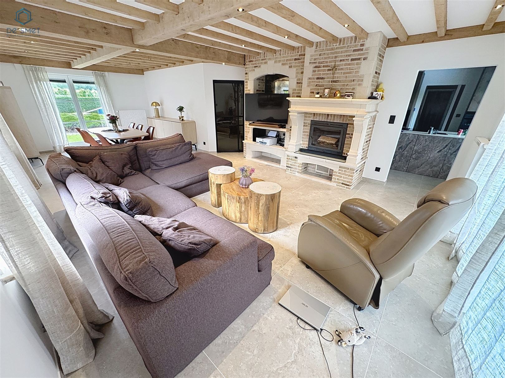 Prachtig gerenoveerde villa met 4 slaapkamers, garage en zwembad - foto 1