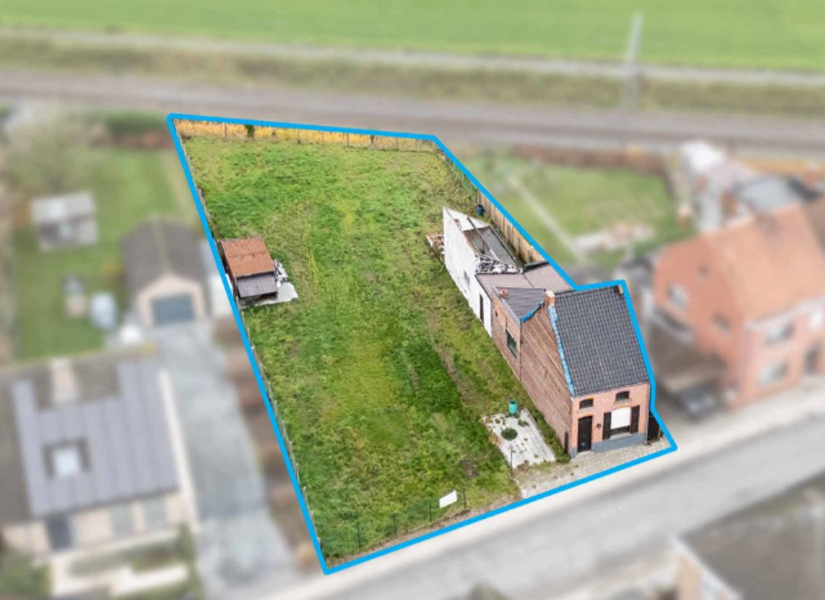 Woning met mogelijkheid renovatie/sloop/heropbouw aan 6% - foto 1